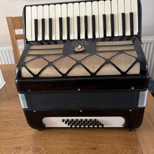 Papageien Akkordeon MUS 1303 Nr 68387 mit Hartschalenkoffer