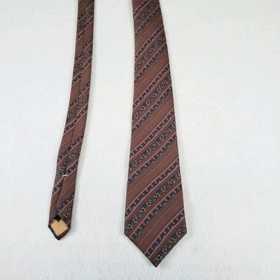 gordon's exclusive Dominic d'Bruzzi tie - Image 1 of 4