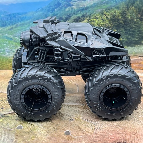 Hot Wheels Monster Truck Batman Tumbler Batmobile 2024 1:64 Loose Diecast - Picture 3 of 6