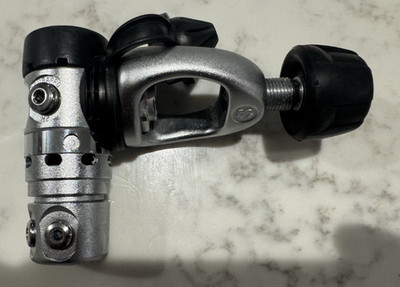 SCUBAPRO MK20 Regulator, DIN (With some MK25 Upgrades)