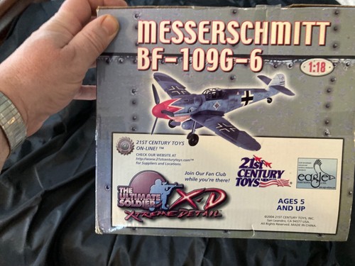 21st century toys 1/18 WWII German Messerschmitt Bf 109 G-6 mint in box - Picture 8 of 9