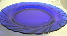 Lot of 4 VINTAGE COBALT BLUE 7” PLATES FRANCE DURALEX (W4-2)