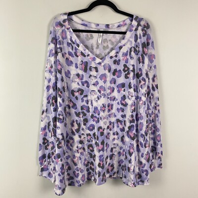 Dear Scarlett Lavender Leopard V Neck Top Size XL Long Sleeve Pullover