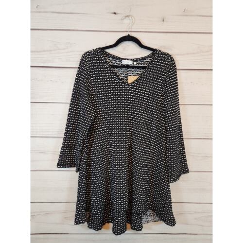 Habitat Women's Black White Geometric 3/4 Sleeve V-Neck Tunic Blouse Size L NWT