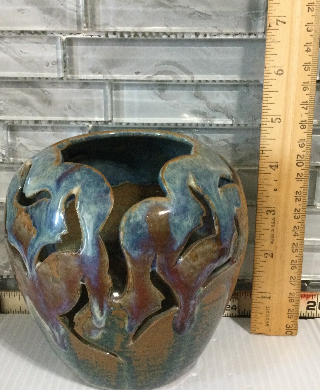Picture 4 of 9
