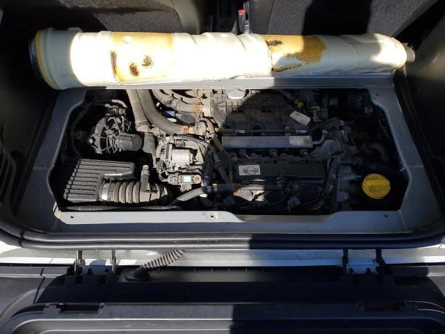 2016 SMART Fortwo RH Fender White 139724 Used OEM Part 30000 Miles — 第 3/4 张图片