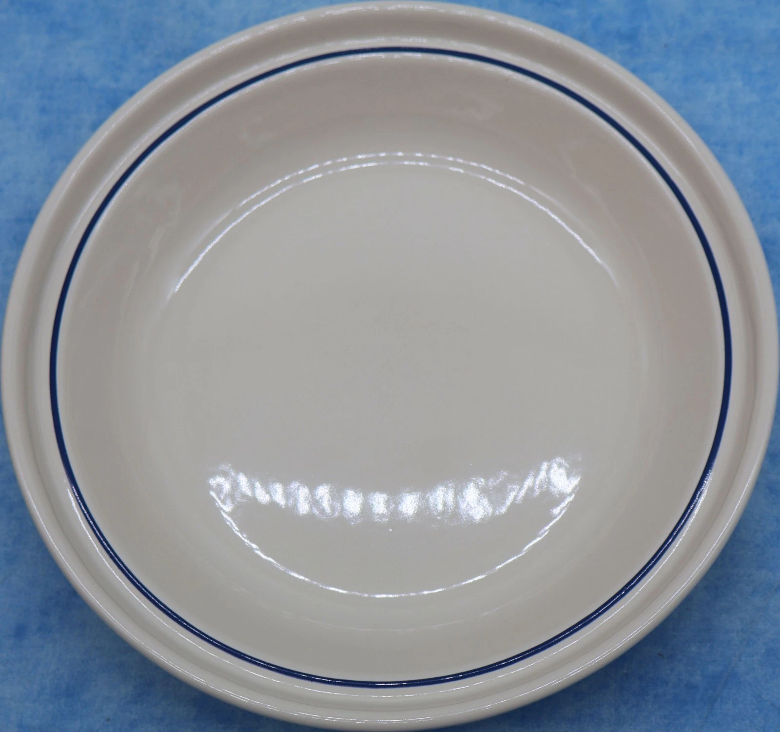 Longaberger Woven Traditions Blue Accent Pie Plate 10.25” USA w/ Box