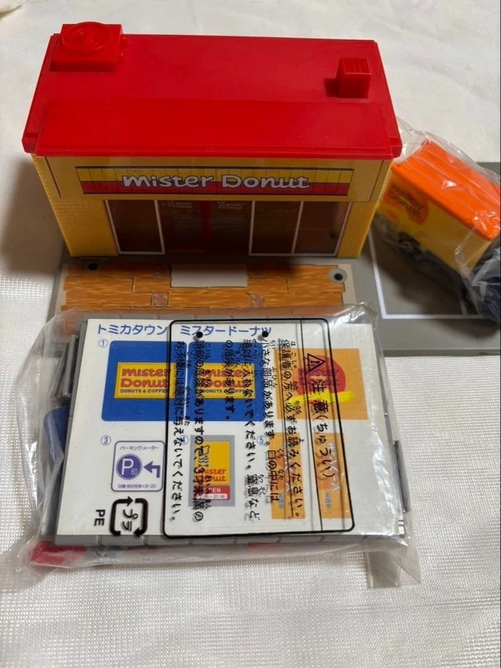 Tomica Town Mister Donut TOMY Retro Japan - Image 2 of 2