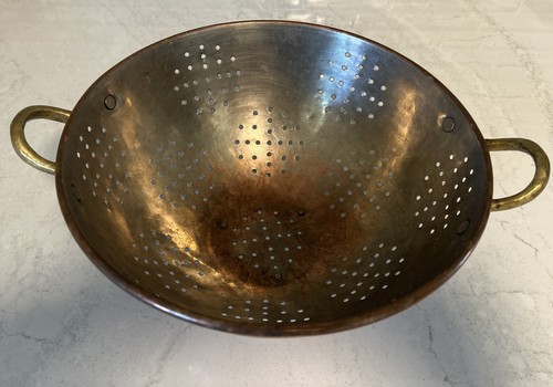 Vintage 9” Copper With Brass Handles Colander Strainer Beautiful Decorative Item - Picture 2 of 10