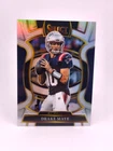 Drake Maye SILVER PRIZM Concourse 2025 Panini Select NFL New England Patriots