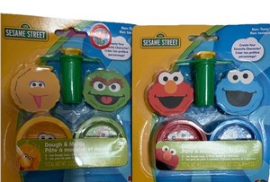 Sesame Street Play Dough +Molds 2 Sets Elmo, Cookie Monster, Big Bird, Oscar 3+