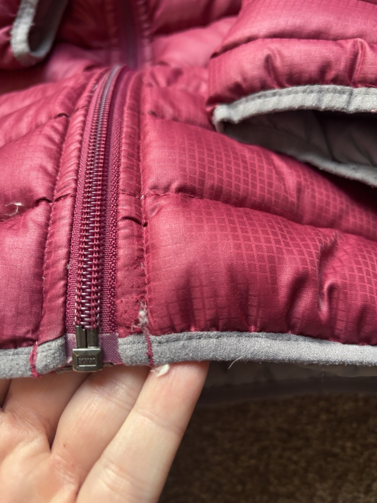 SOLSTICE Woman’s Large Down Filled Lightweight In… - image 4