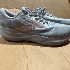 Brooks Adrenaline GTS 22 Women s Gray/Pink/Wh...