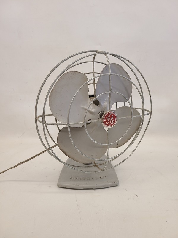 Vintage GE GENERAL ELECTRIC Oscillating Fan Grey 1950s Tested Works  F22S107