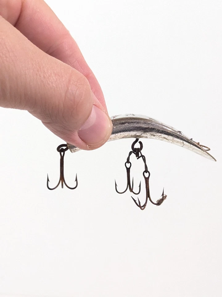 Helin Flatfish X4 Silver 3 Gang Hooking 3 Trebles 2.5" OAL X4 SPL USA — 第 3/4 张图片