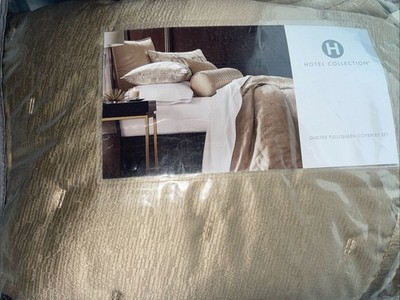 Hotel Collection Glint F/Queen Quilted Coverlet Set+2 Dec. Pillows, Gold- New