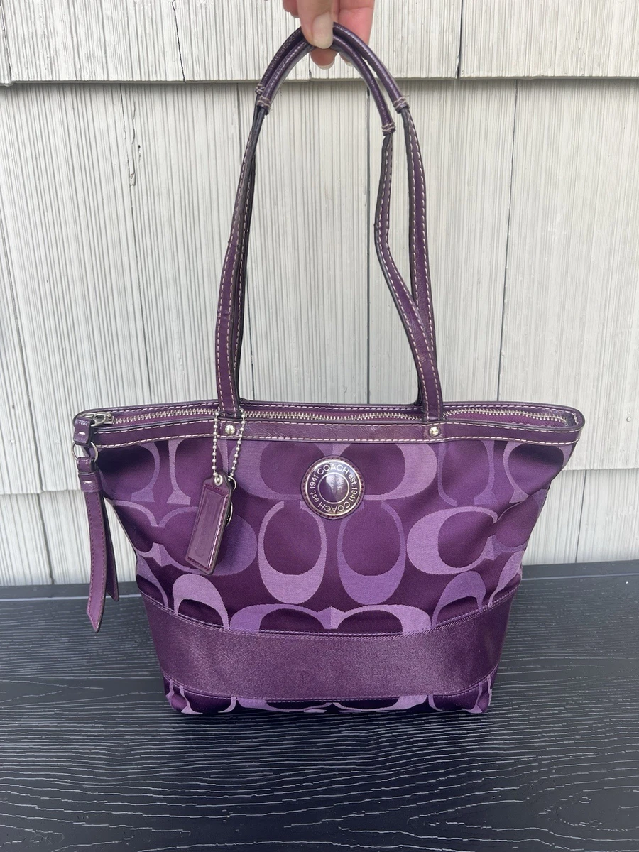 ☆COACH シグネチャー メッセンジャーバッグ パープル☆ ☆COACH シグネチャー メッセンジャーバッグ パープル COACH