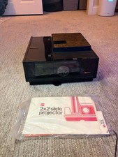 GAF Model 2690 2x2 Auto-Focus 35 mm Slide Projector All Cords and Manual