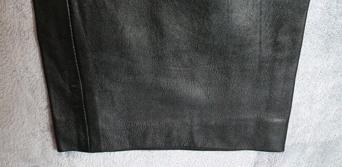 ​Weiche schwarze Lammfell Lederhose W34 L30 Unisex Festival Goth Rock - Bild 5 von 8