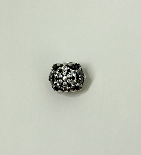 Pandora sparkling herbarium cluster round charm