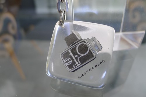 Hasselblad Camera Promotional Metal Key Fob Keychain - Silver - Picture 3 of 6