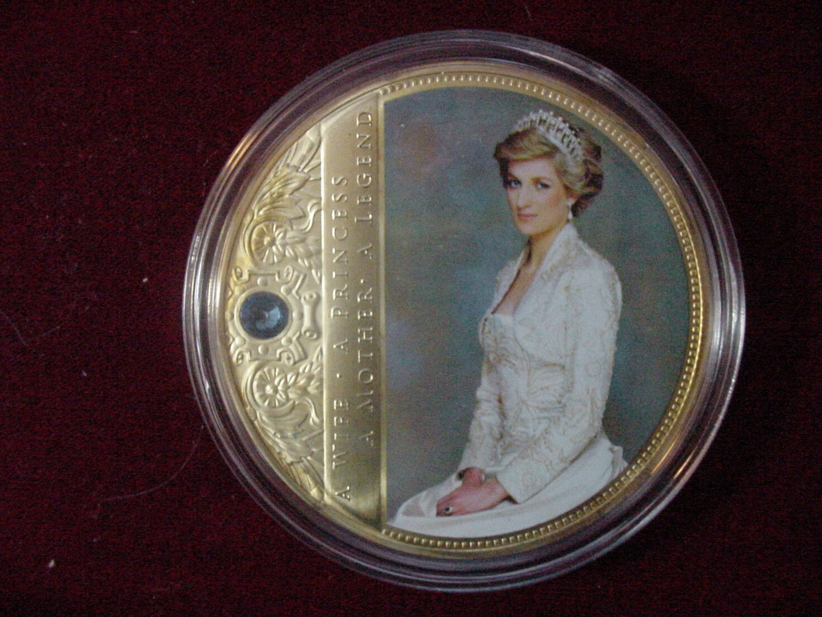 【J17732】DIANA A PORTRAIT Portraits of a Princess Diana a Princess commemorative coin
