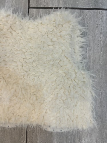 True Craft Girls Super Soft Ivory Faux Fur Fuzzy Vest, Size 4t, Cute!! - Picture 11 of 13