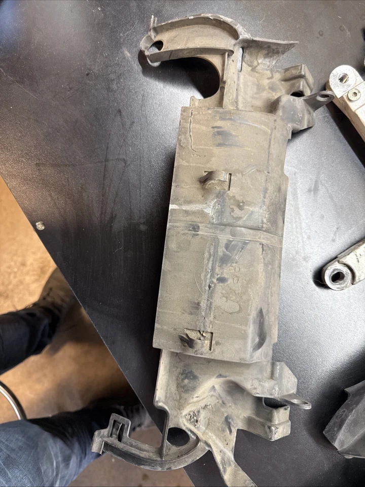 Yamaha FJR1300 FJR 1300 2003-2005 marco superior soporte OEM 20053 Foto 2 de 4