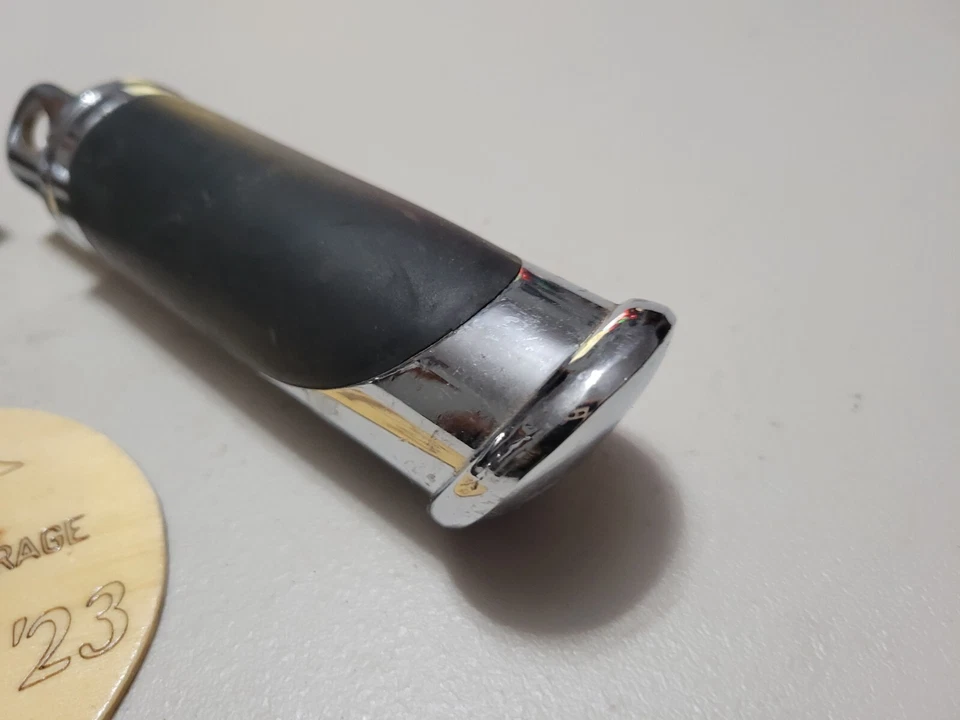 2x Clavijas de pie de extremo de perilla cromadas personalizadas de goma montaje hembra grandes Harley Davidson Foto 2 de 4