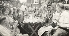 1940s Outdoor Family Tea Party Women Men Girls Boys Kids Original Photo P15c15