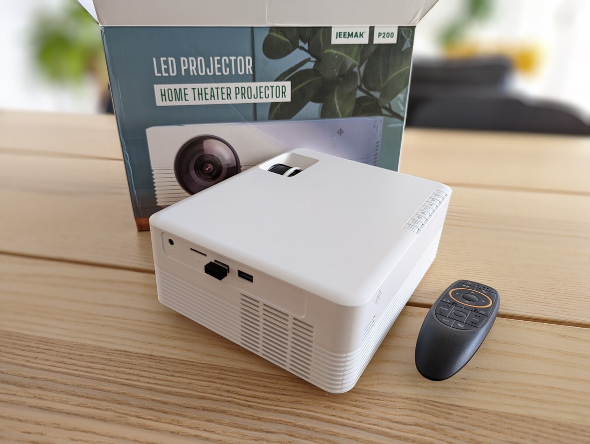 プロジェクター_JEEMAK P200 LED Jeemak Mini Projector with Android 9.0 WiFi and Bluetooth