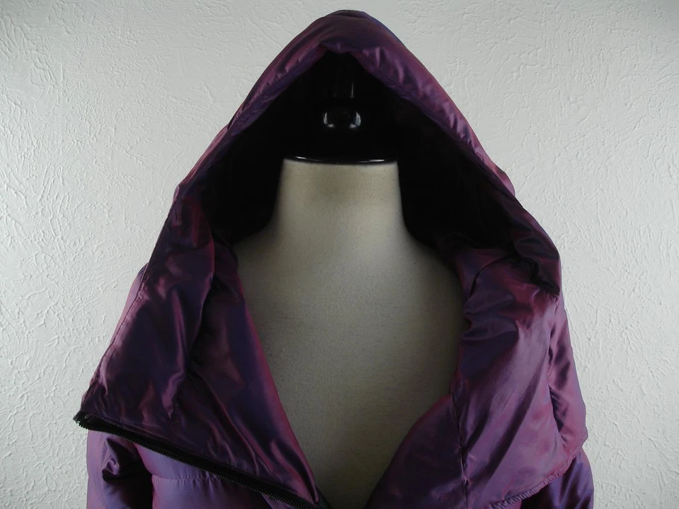 Casaco Parka acolchoado acolchoado acolchoado feminino M Nike roxo iridescente - Imagem 2 de 4