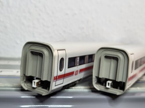 Märklin H0 3770 Digital ICE-Triebzugset (4-tlg.) der DB mit OVP und Zubehör - Bild 13 von 21