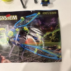 LEGO 6907 Space Insectoids Sonic Stinger 1998 w/ Minifigure, Manual Lights Works