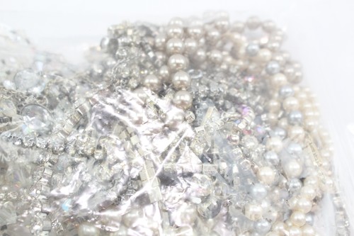 1kg Bulk Vintage Necklaces Aurora Glass Simulated Pearl Rhinestone - Picture 5 of 6