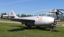 Mikoyan MiG-9-L MiG-9L Soviet Desktop Wood Airplane New Model Large Scale 1/24