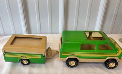Vintage Tonka Green Van W/ Pop Up Camper 1970s Pressed Steel USA Toy