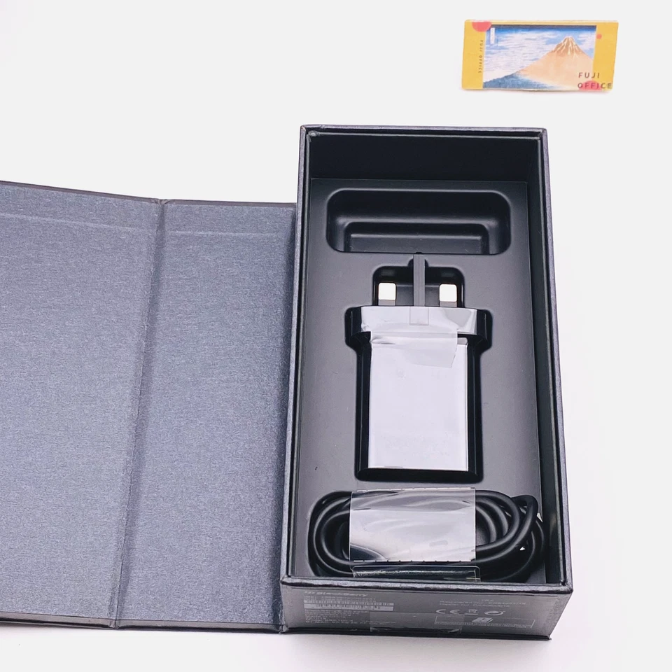 BlackBerry KEY2 LE BBE100-4 Dual SIM 64GB 4GB RAM Smartphone Champagne Unlocked - Image 3 of 4