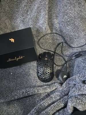 Finalmouse UltralightX Lion (Medium) Guardian ULX Ultralight X | eBay