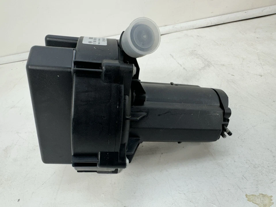 Bomba de inyección de aire secundaria Mercedes-Benz C280 OEM Bosch 0580000010 NUEVA Foto 3 de 4