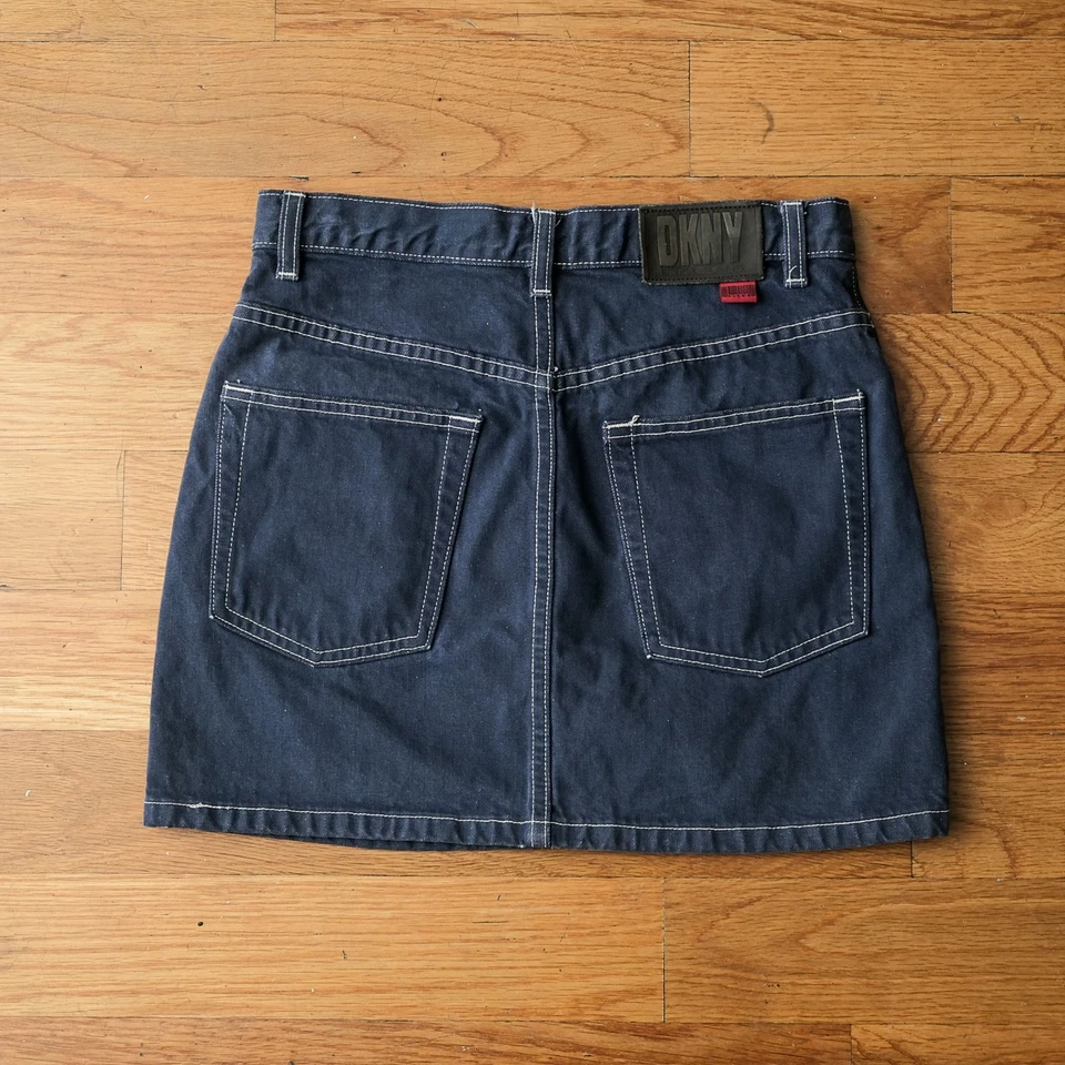 Vintage 90s DKNY Jeans Denim Mini Skirt Navy Size 2 Retro Classic Summer Casual - Image 4 of 4