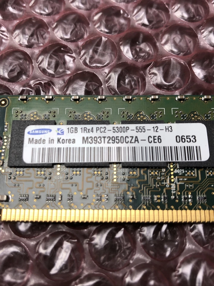 Lot x4 Samsung 1GB 1Rx4 PC2-5300 667Mhz M393T2950CZA-CE6 for Server SC1435 - Image 3 of 3