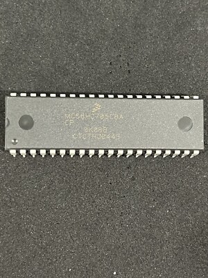 MC68HC705C-8ACP IC 8-Bit MICRO CONTREOLLER 40-PIN DIP MOTOROLA (LOT OF 1)