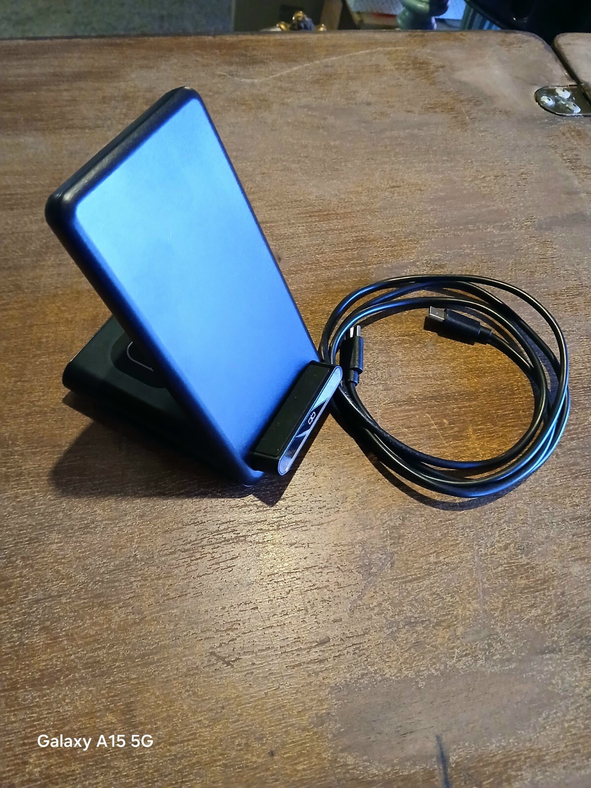 Wireless Charger for iPhone, Apple Watch & AirPods 3-in-1 Fast Charging Station-image