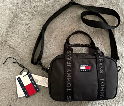 Tommy Jeans Umhängetasche Tasche Crossbody