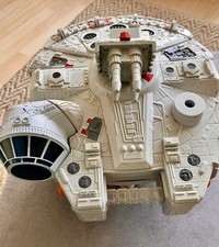 Hasbro Playskool Heroes Star Wars Millennium Falcon spaceship toy