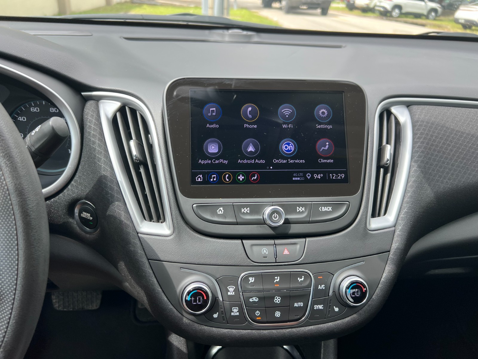 Chevrolet Malibu - Image 23