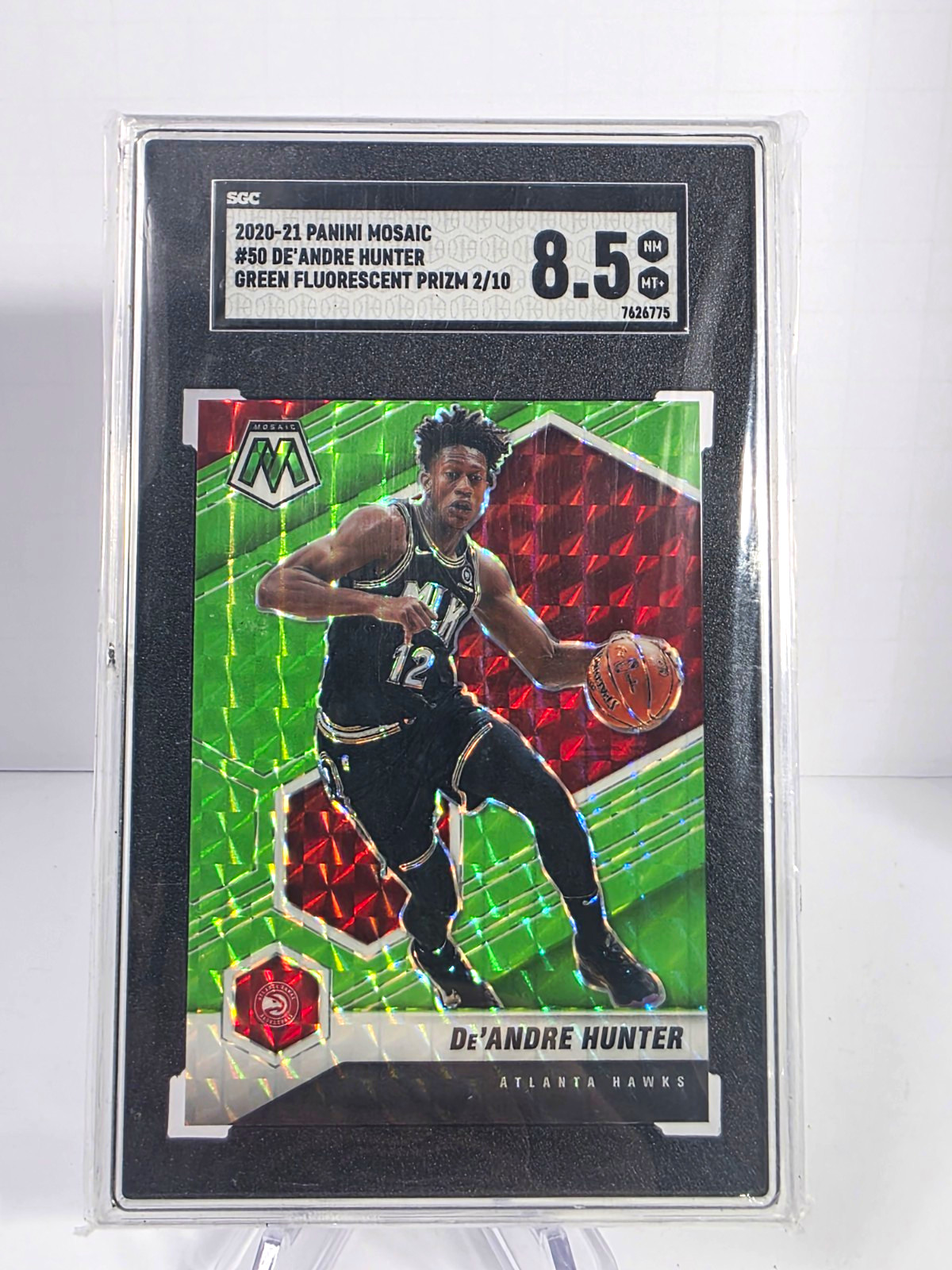 Panini 2020-21 Mosaic De'Andre Hunter #50 Fluorescent Green Prizm /10