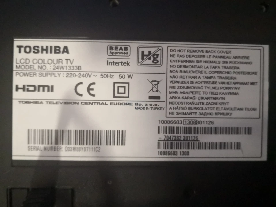 24” Toshiba 24w1333b led Slim TV FREEVIEW HDMI USB, además de cable de dispersión y dongle - Imagen 3 de 4