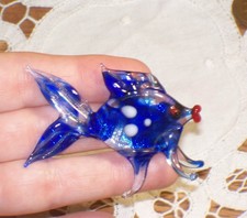 Vintage Small BLOWN Art GLASS ANGELFISH FIGURINE Blue Red Lips Murano Style Fish